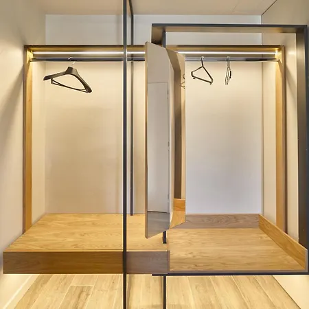 Callista Living Ii شقة